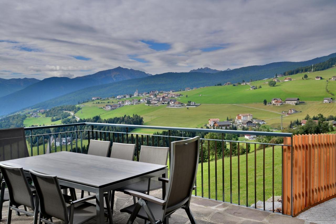 Hotel Pfeiferhof Meransen Exteriör bild
